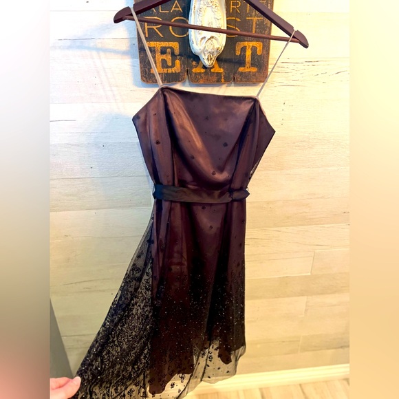 Adrianna Papell Dresses & Skirts - Adrianna Papell Boutique Holiday Dress